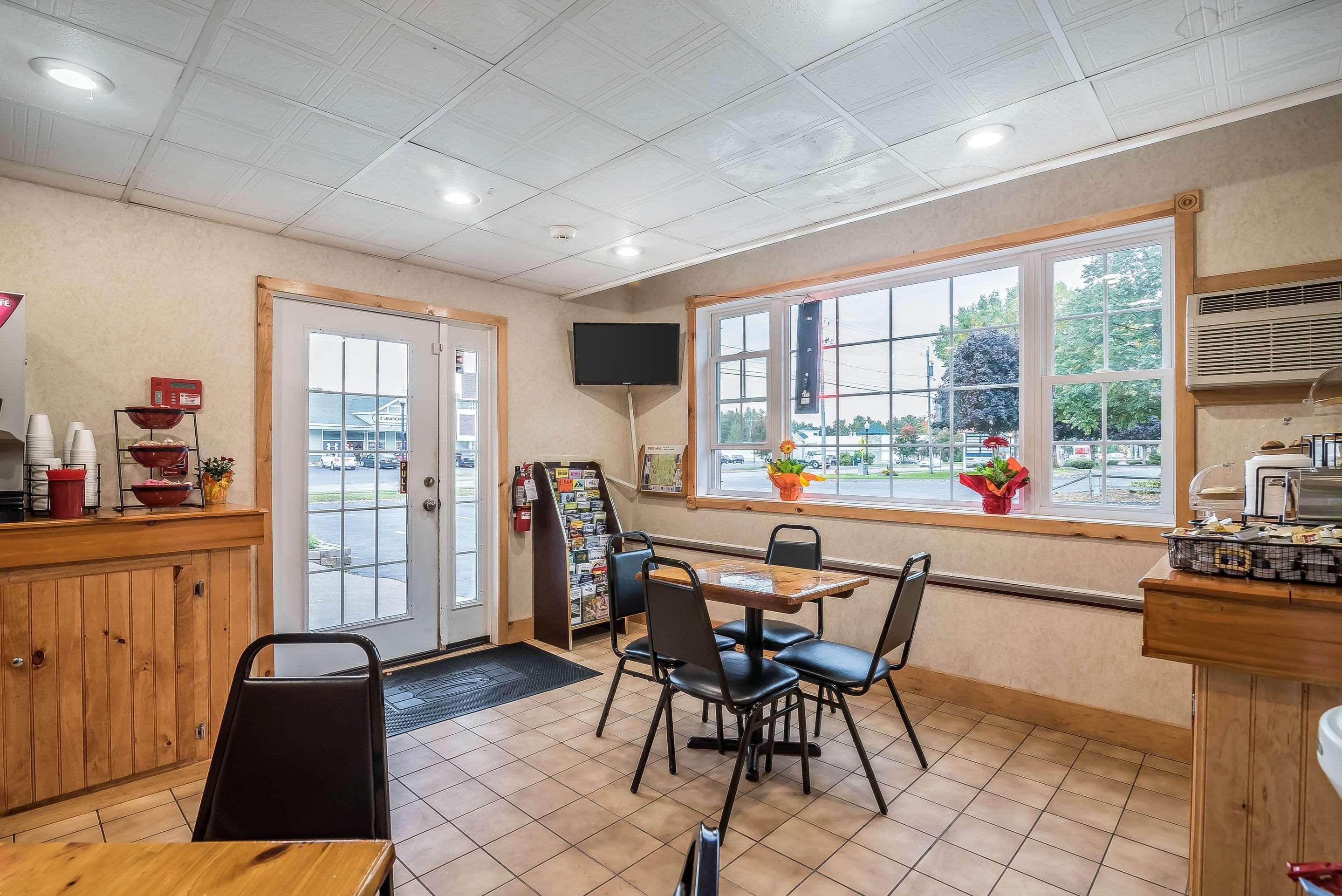 Rodeway Inn Lake George Outlets Luaran gambar
